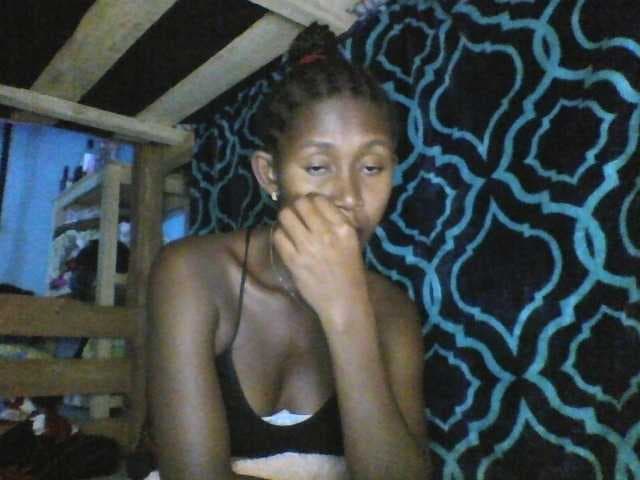 Natacha24 live cam
