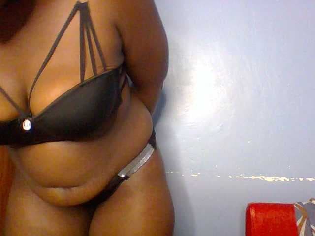 Sweet-juicy live cam