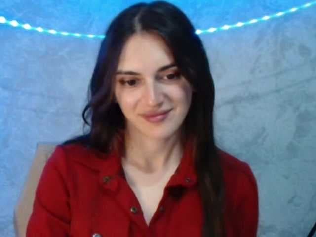 FlirtyRoxi live cam