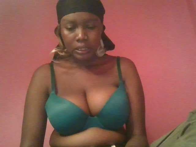 Sexxylucy live cam