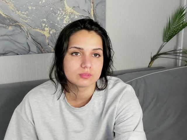 Vivien-Ross live cam