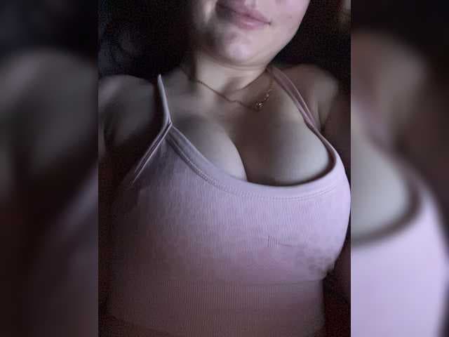 LadyCherry live cam