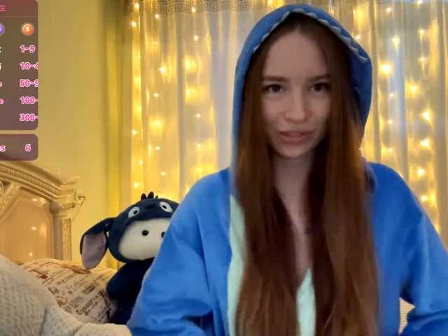 MintaAlbanez live cam