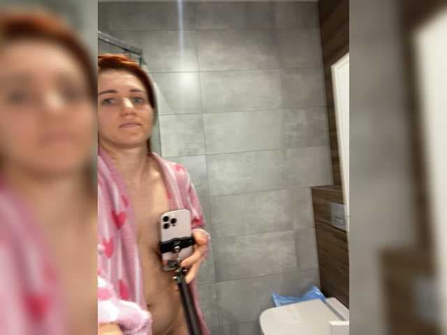 KatiaFox live cam