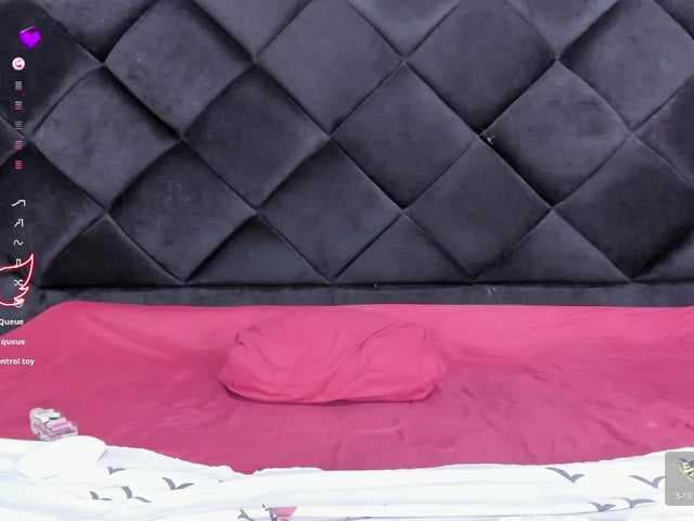 AnnieMiller live cam