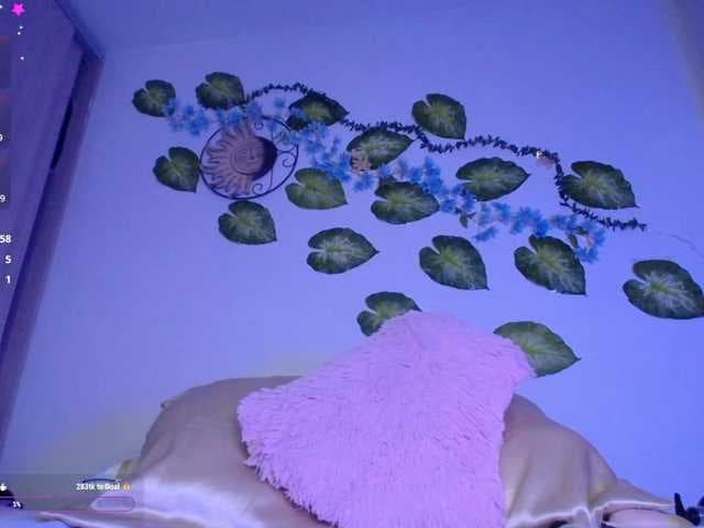 Saenz_Oficial live cam on BongaCams