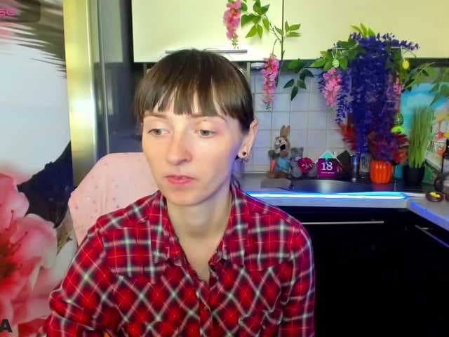 KathelinBrik live cam