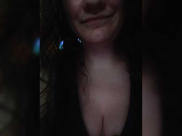 Flower_Jasmine live cam on BongaCams