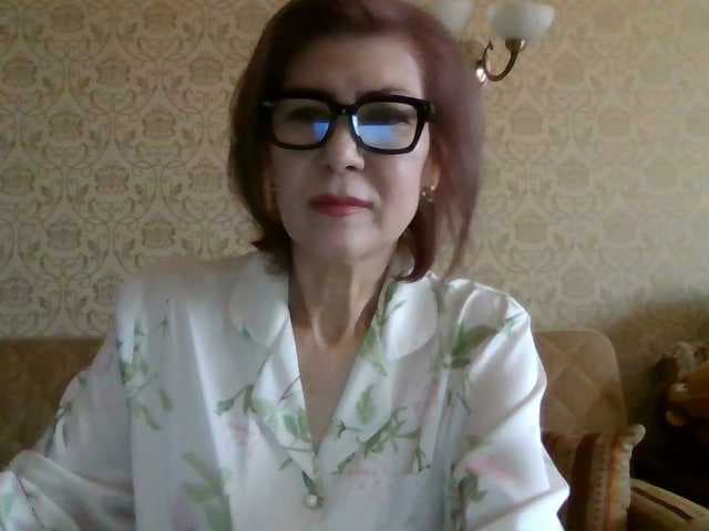 ElegantLady00 live cam