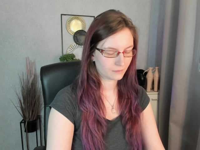 EmmaHeart live cam on BongaCams