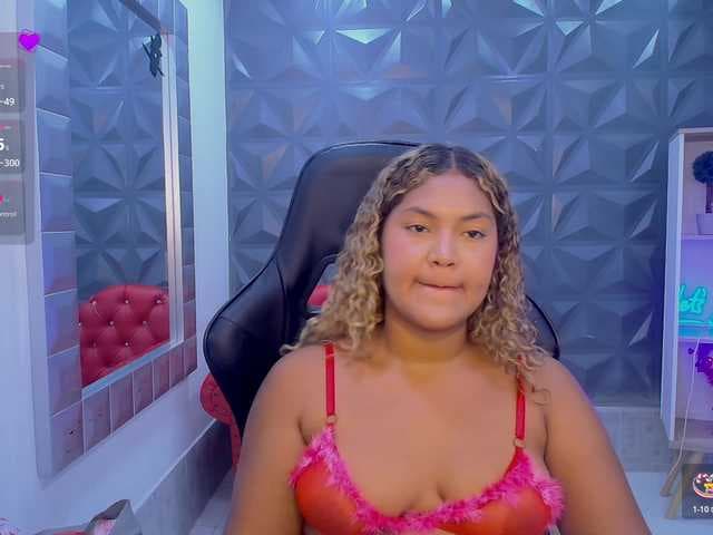 cristalwar live cam on BongaCams