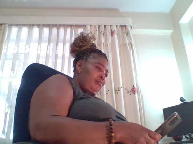 pussylips53 live cam on BongaCams