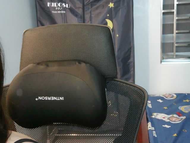 girl30slutty live cam