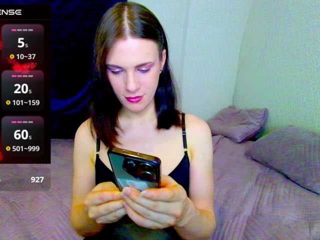 NicoleRedfields live cam