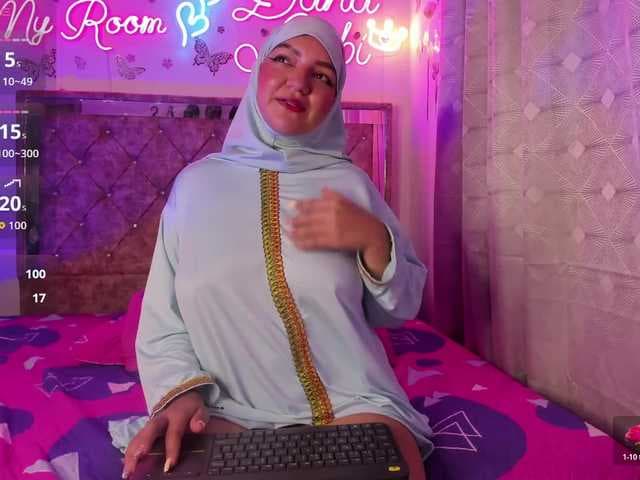 Dana-Alabi live cam on BongaCams