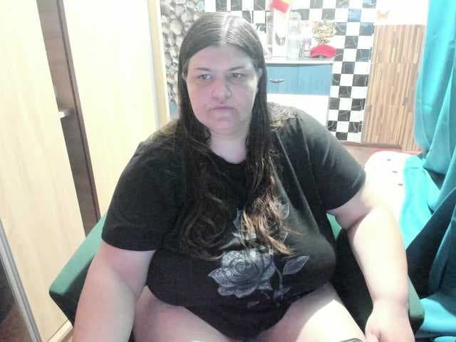 Ionysexylips69 live cam