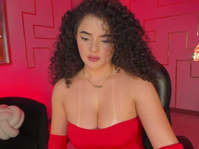 KylieJenkins live cam