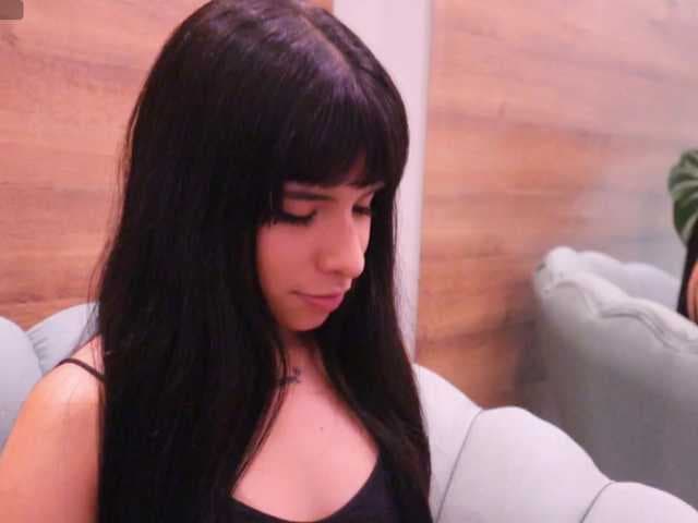 GummyLuv live cam on BongaCams