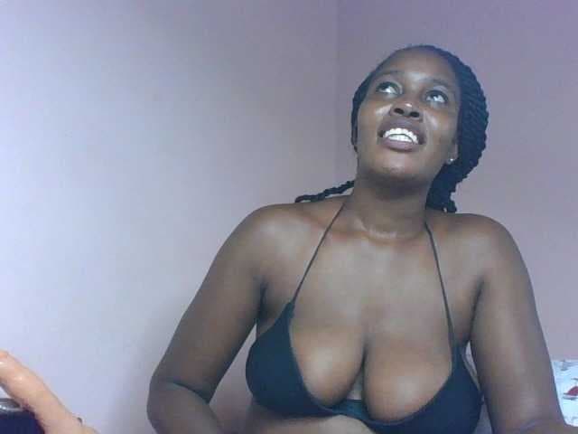 cute-africanah live cam