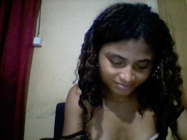 Carennehot2 live cam