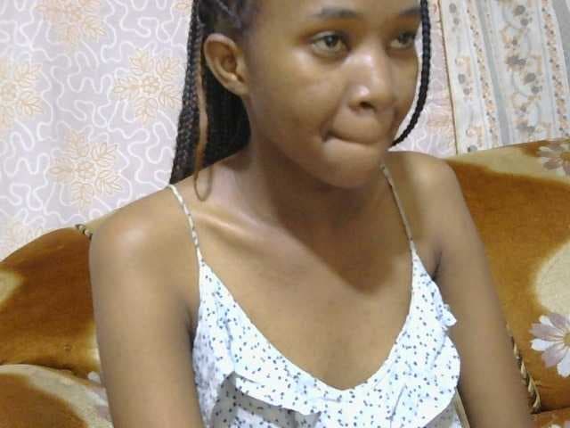 lunaeva live cam on BongaCams