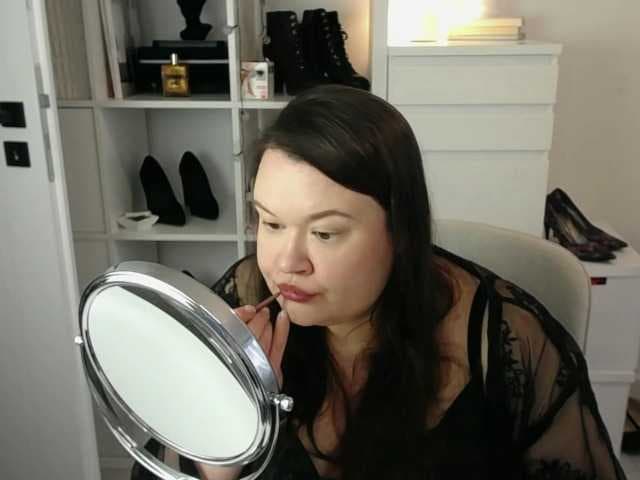 HollyDanceSoul live cam