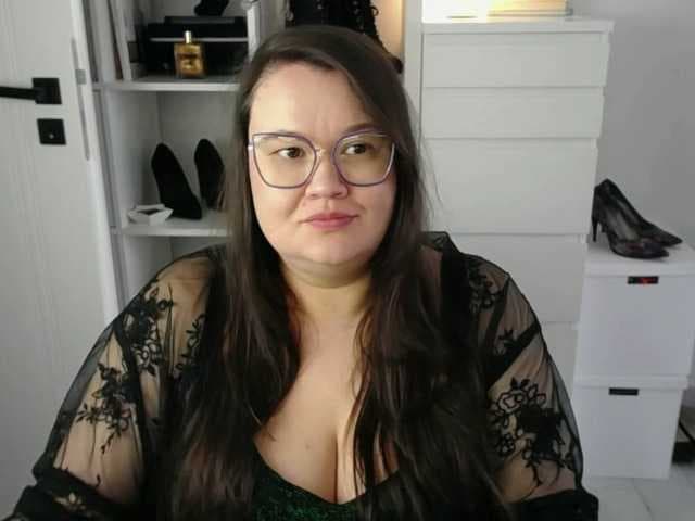 HollyDanceSoul live cam