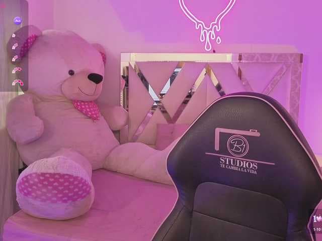 SABRINA-TAY live cam