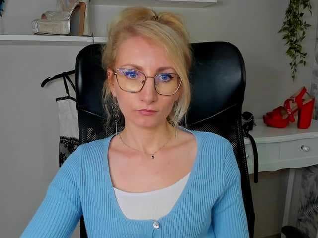 CinderellaMoon live cam