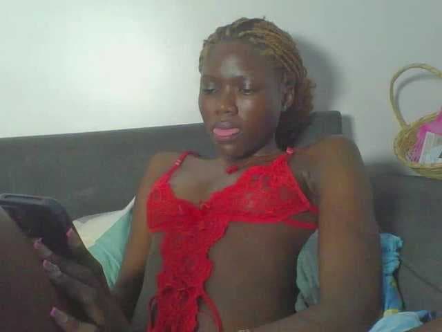 EbonyCandy live cam