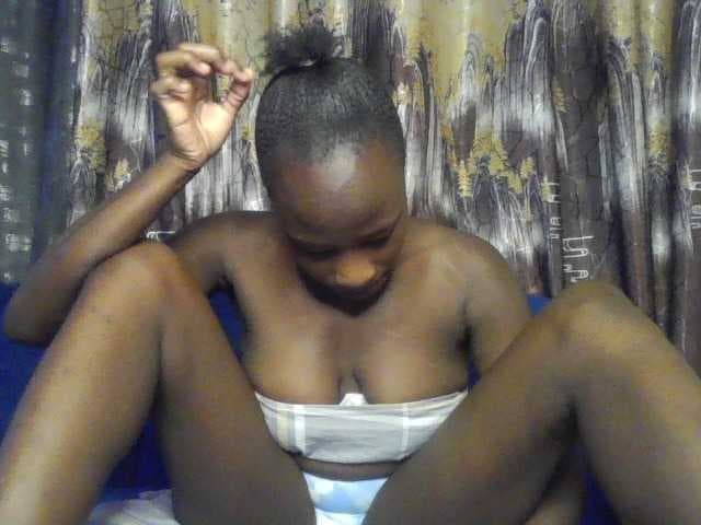 honeyAfterdark live cam