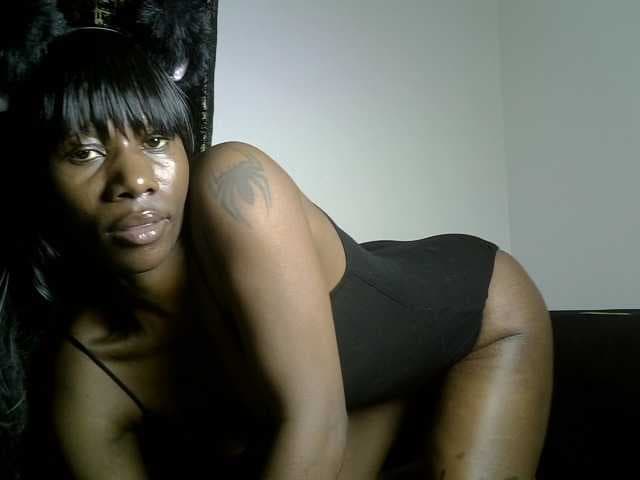 flirtytrouble live cam