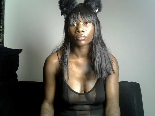 flirtytrouble live cam