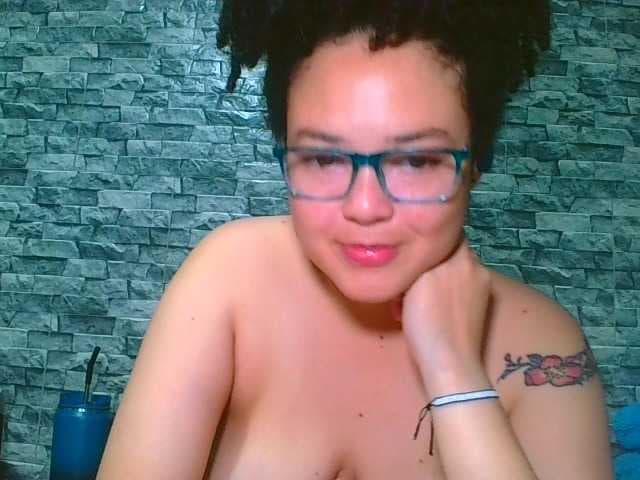 vanellope12 live cam on BongaCams